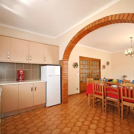 Guerreiro Villa *